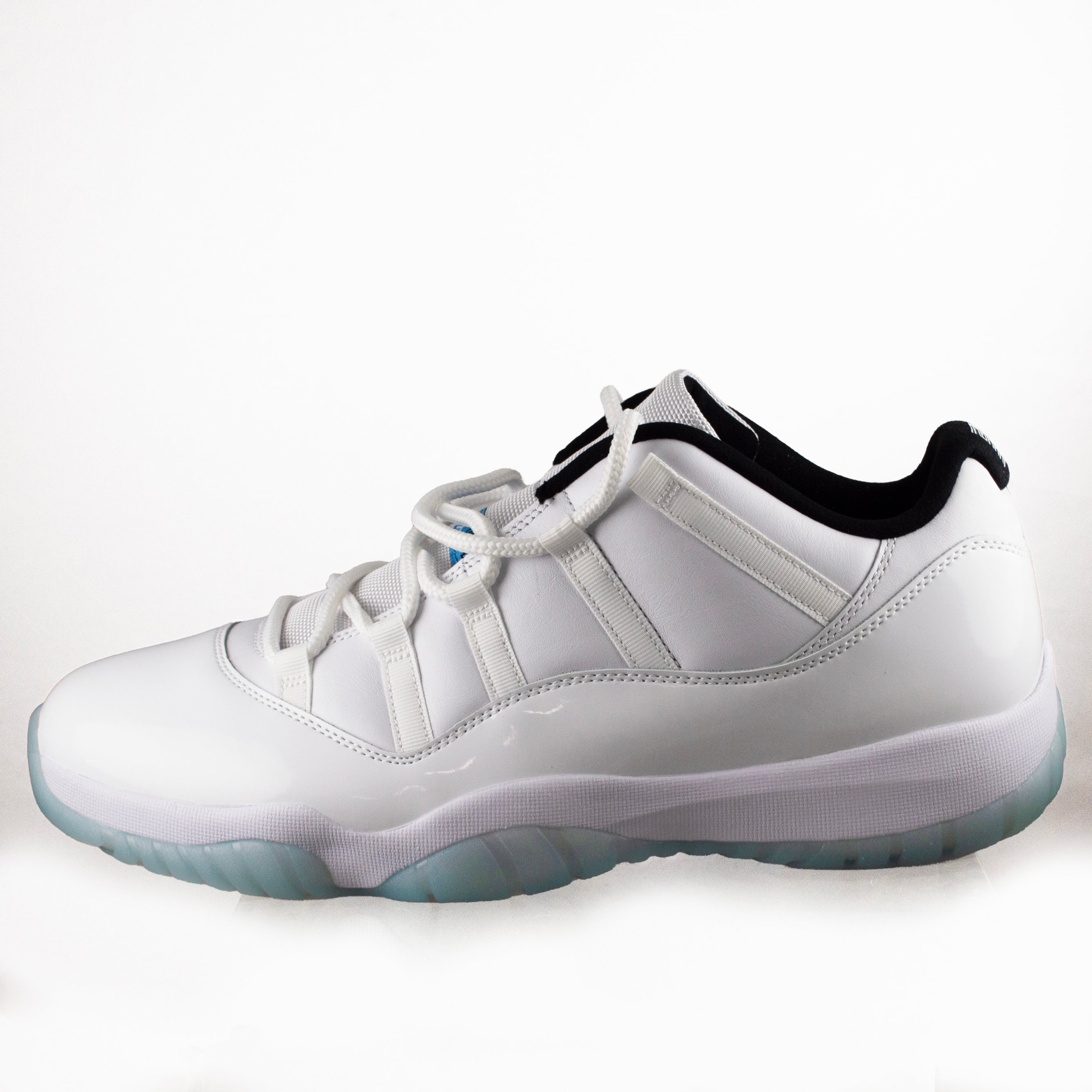 Air Jordan 11 Retro Low